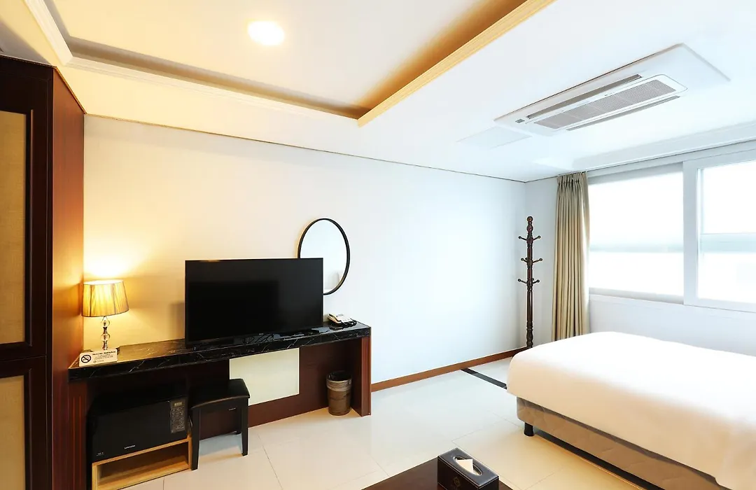 Intercity Seoul Hotel-1